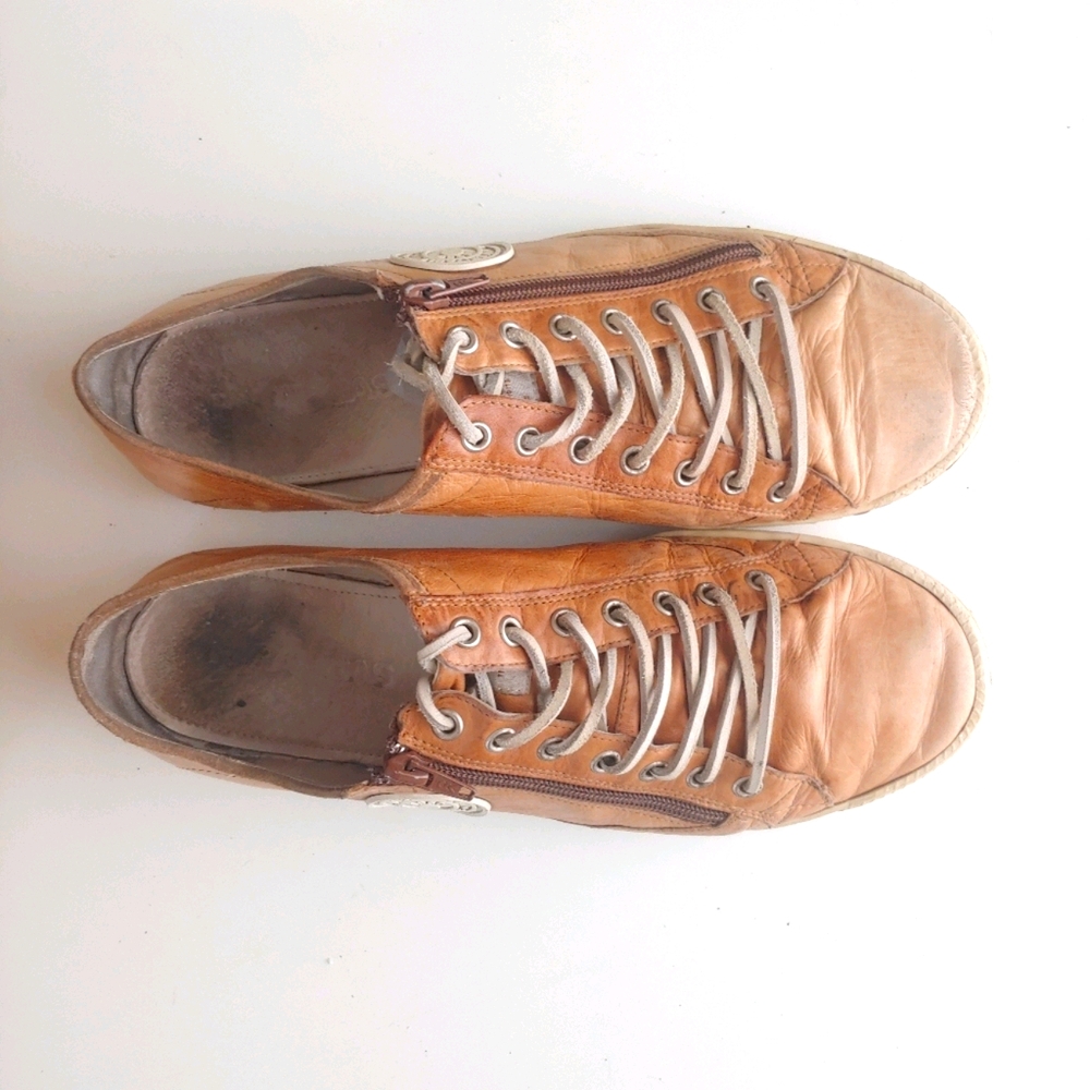 French Pataugas France Leather Shoes Tan